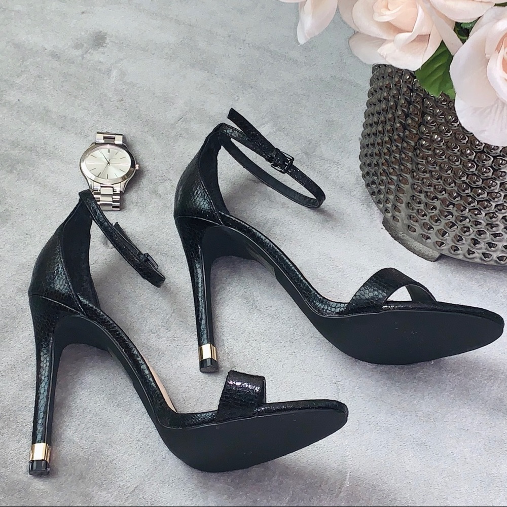 Top Shop Hold Detail Heels - Picture 3 of 4